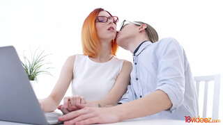 18videoz - Πρωκτικό σεξ ανοίγει νέους ορίζοντες για αυτό πρόθυμοι teeny