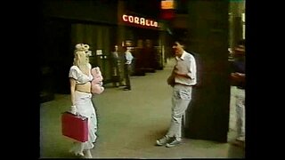 Ilona Staller Cicciolina - კუნთების Rosso (videoclip)