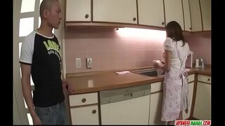 ���ეენ, ტაილანდელი, დიდი მკერდი უნდა ითამაშოს ერთად